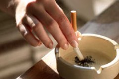 Курение на 40% повышает риск развития бокового амиотрофического склероза (болезнь Шарко) Курение на 40% повышает риск развития бокового амиотрофического склероза (болезнь Шарко)